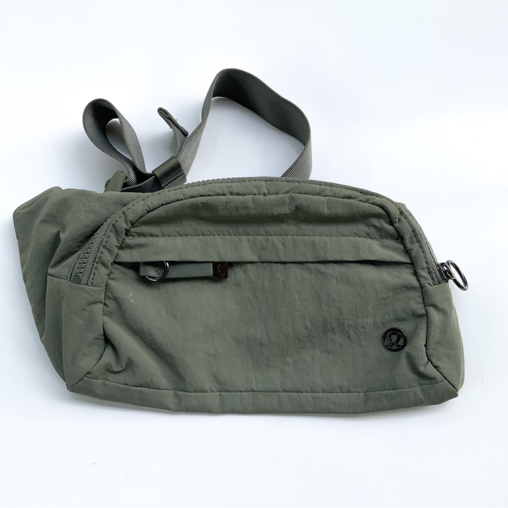 Lululemon On The Beat Belt Bag Gray